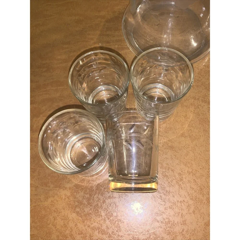 Vintage Anchor Hocking Etched Glass Decanter Set 4 glasses 3” Tall